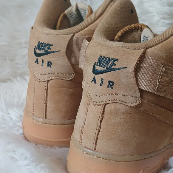 Nike Tan High-Top Sneakers - Picture 3 of 11